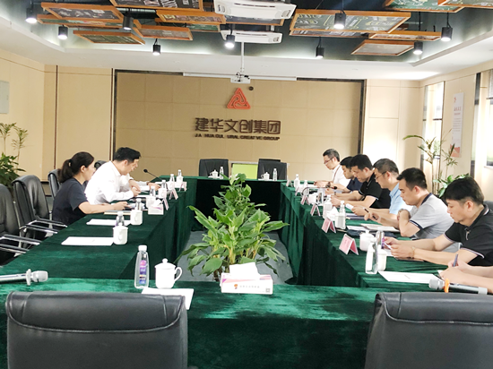 廬陽區(qū)副區(qū)長(zhǎng)周茂斌一行蒞臨廬陽建華文創(chuàng)園調(diào)研